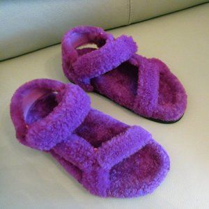 Fendi Shearling Fendi Feel sandals